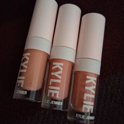 KYLIE COSMETICS -CUTE LITTLE MATTE LIQUID LIPSTICKS