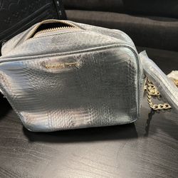  Victoria’s Secret Purse