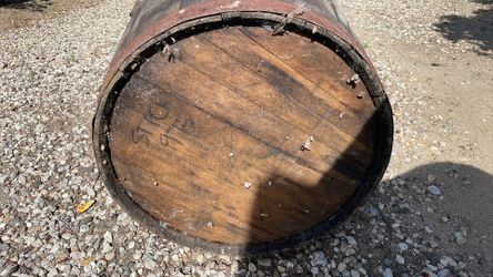 Whiskey barrel
