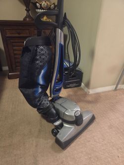Kirby avalir 2 vacuum with atachments