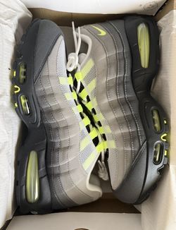 Nike Air Max 95 OG Big Bubble Neon 2026 Size 7.5, 8, and 8.5M