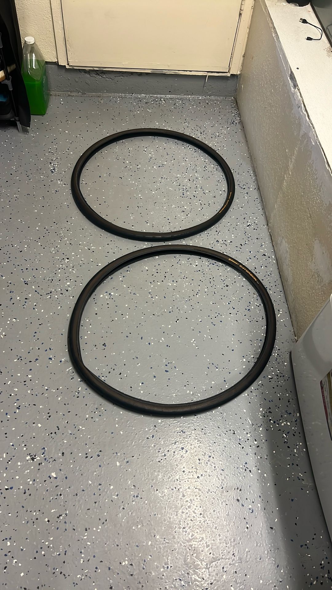 Continental Gatorskin Road Tires Size 28