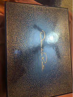 Oscar de la renta women’s perfume