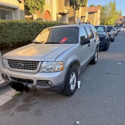 2003 Ford Explorer