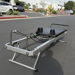 New Foldable Pilates Reformer Machine for Home and Gym 300 lbs Cap 