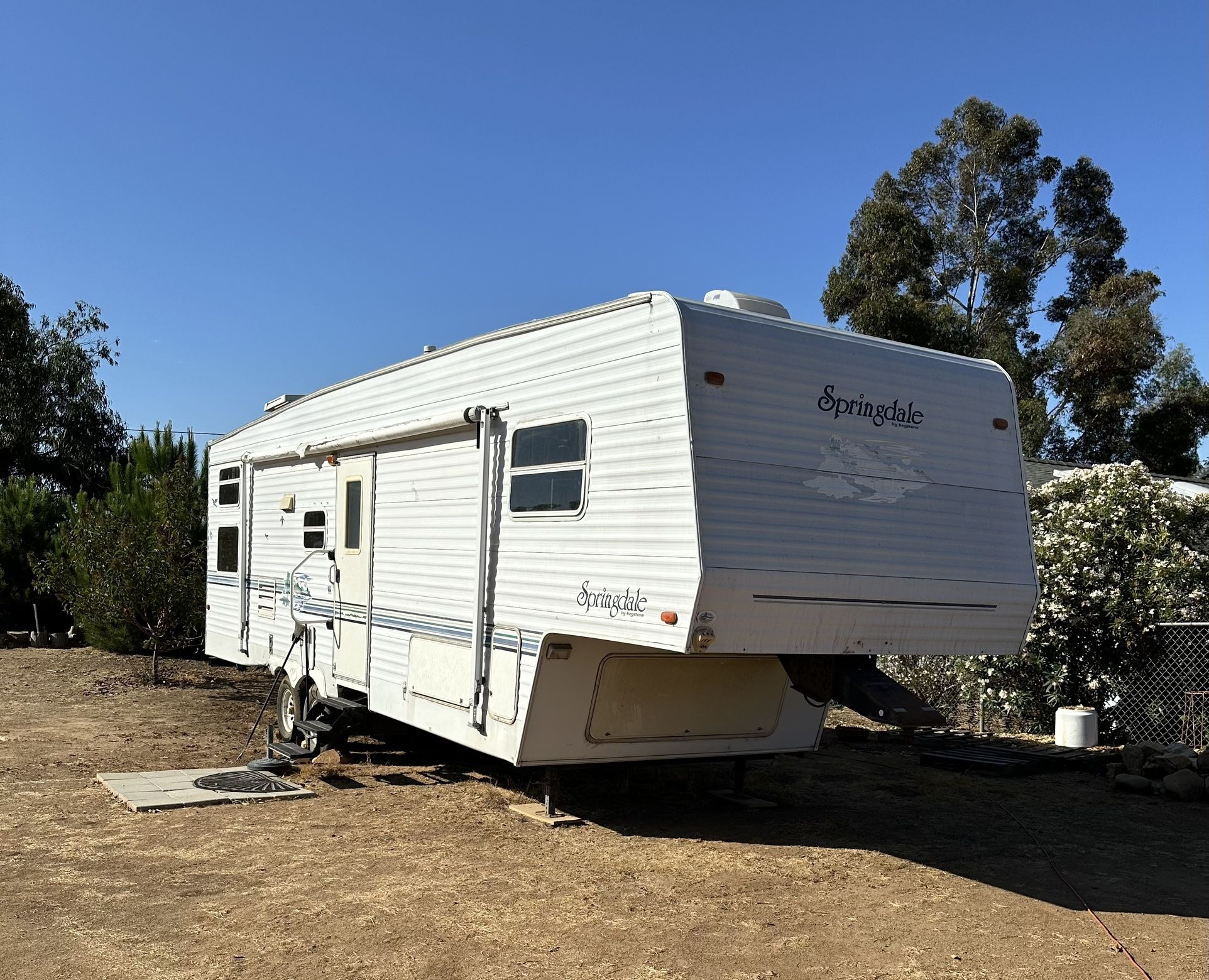 28’ Springdale Trailer / ADU / Air B&B Move-in Ready