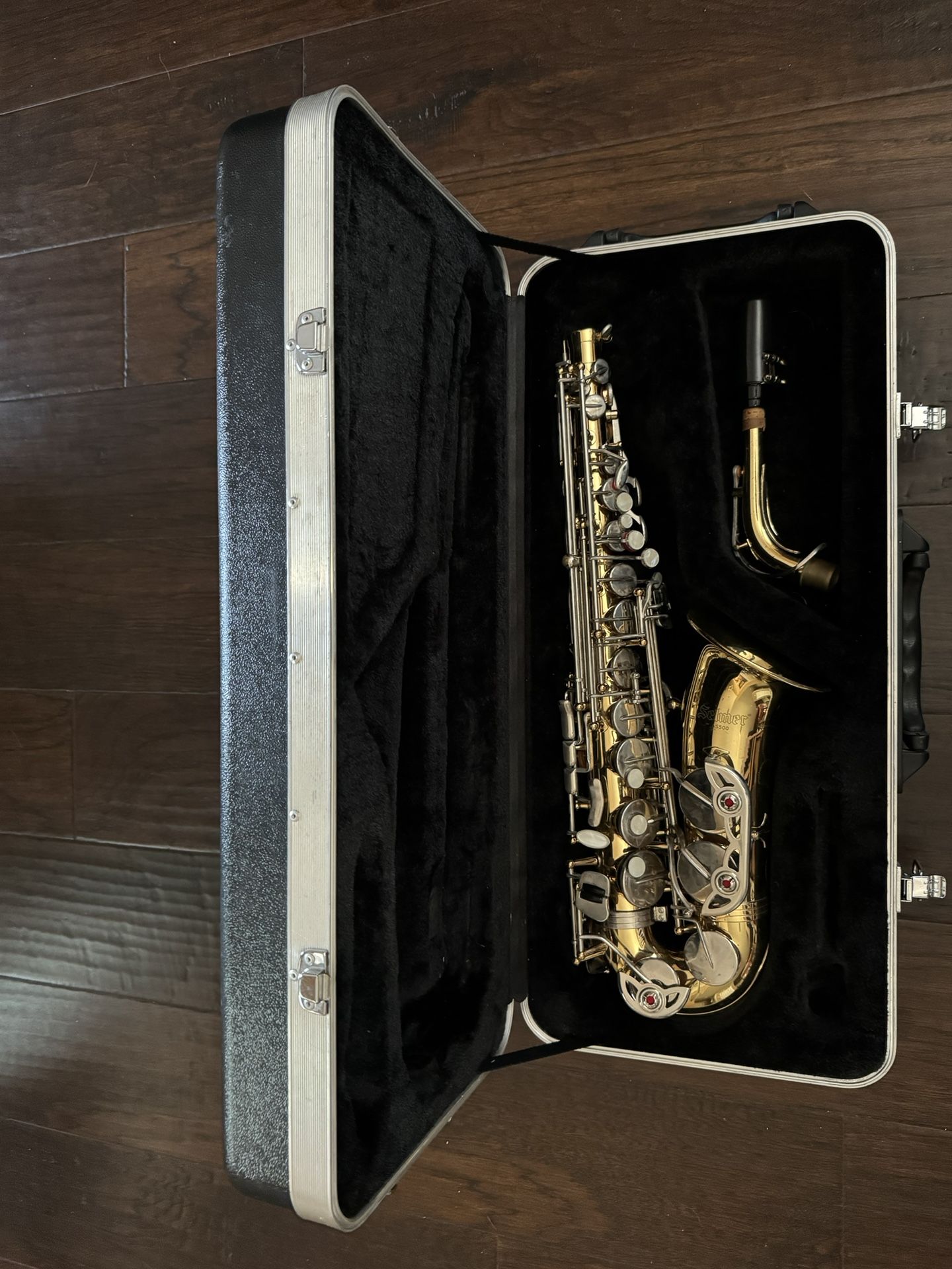 Selmer AS500 Student Model Alto Saxophone 