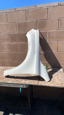 2015-2020 MERCEDES GLA FENDER DRIVER SIDE OEM