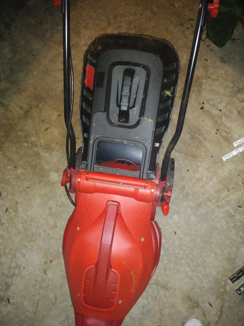 Electic lawn mower