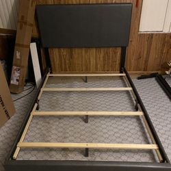 Full-size bedframe and headboard