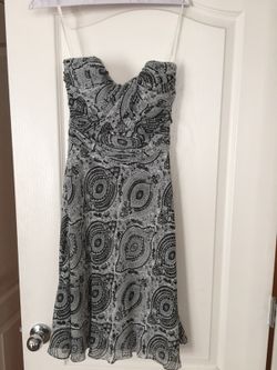 "White and Black House" Sundress size zero