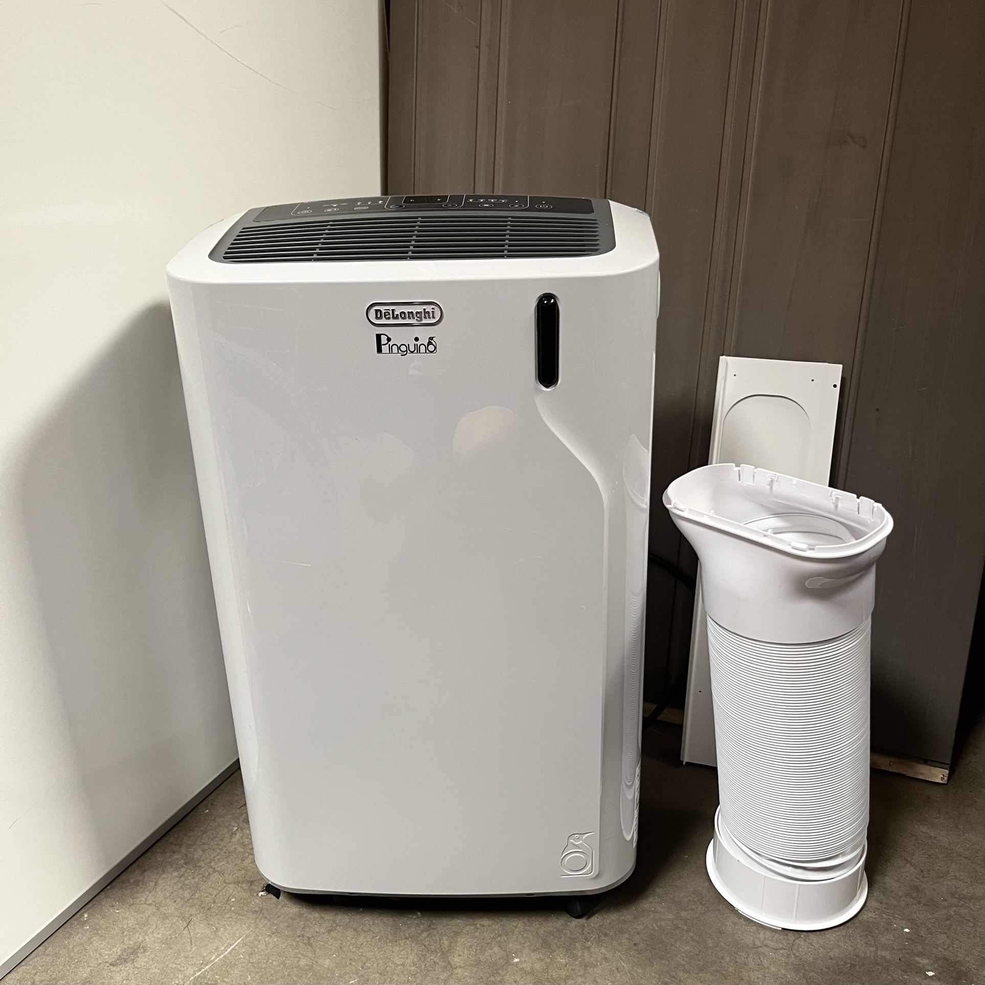 Pinguino 12,000BTU Portable Air Conditioner AC, 115-Volt COVERS 500sqft