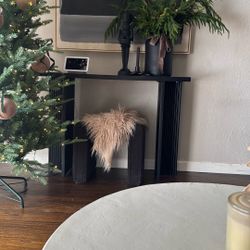 Entry Table and Bench 