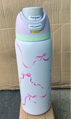 Owala FreeSip 32oz Water Bottle, new