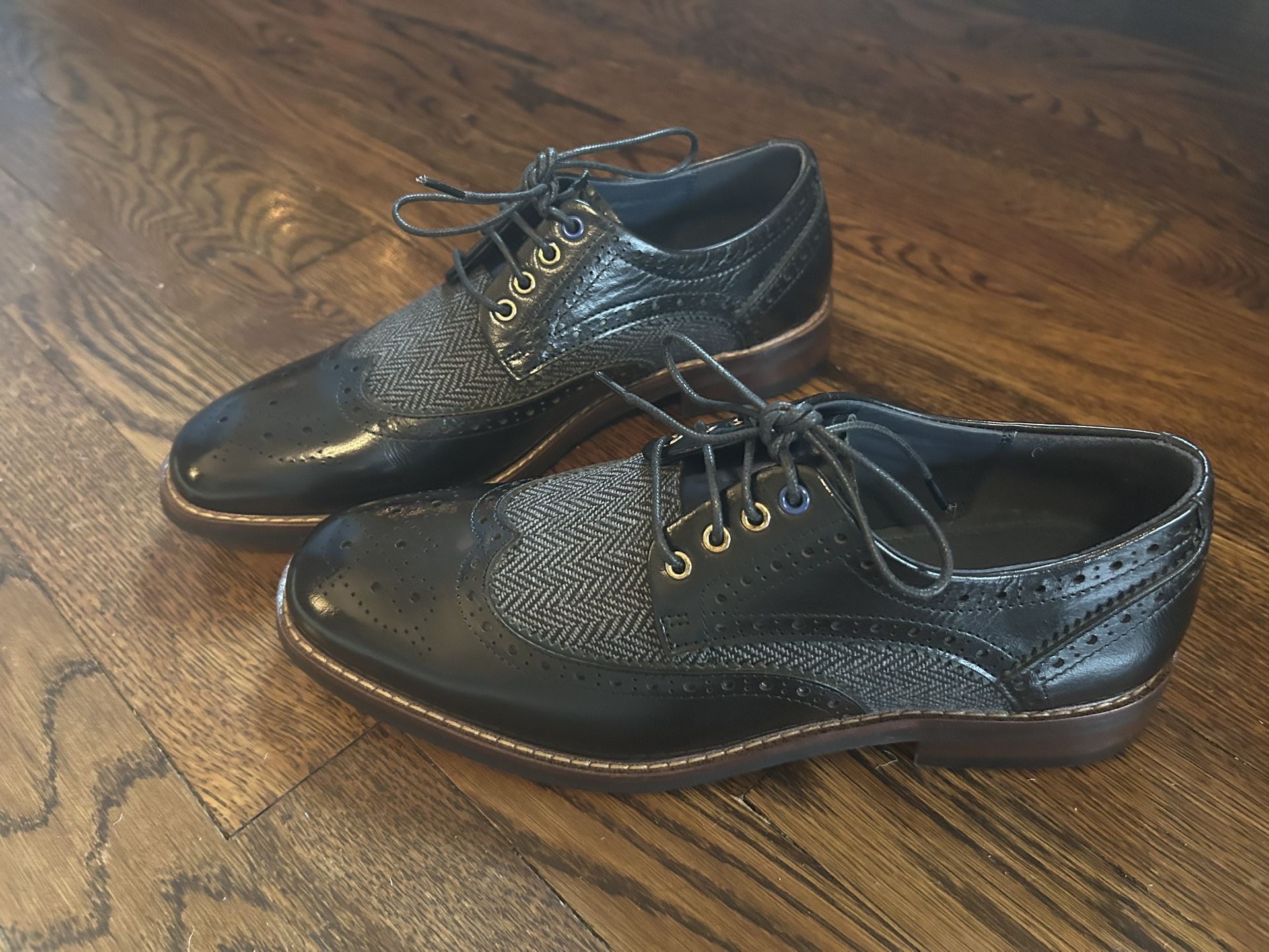 Dress Shoes By Justin Reess