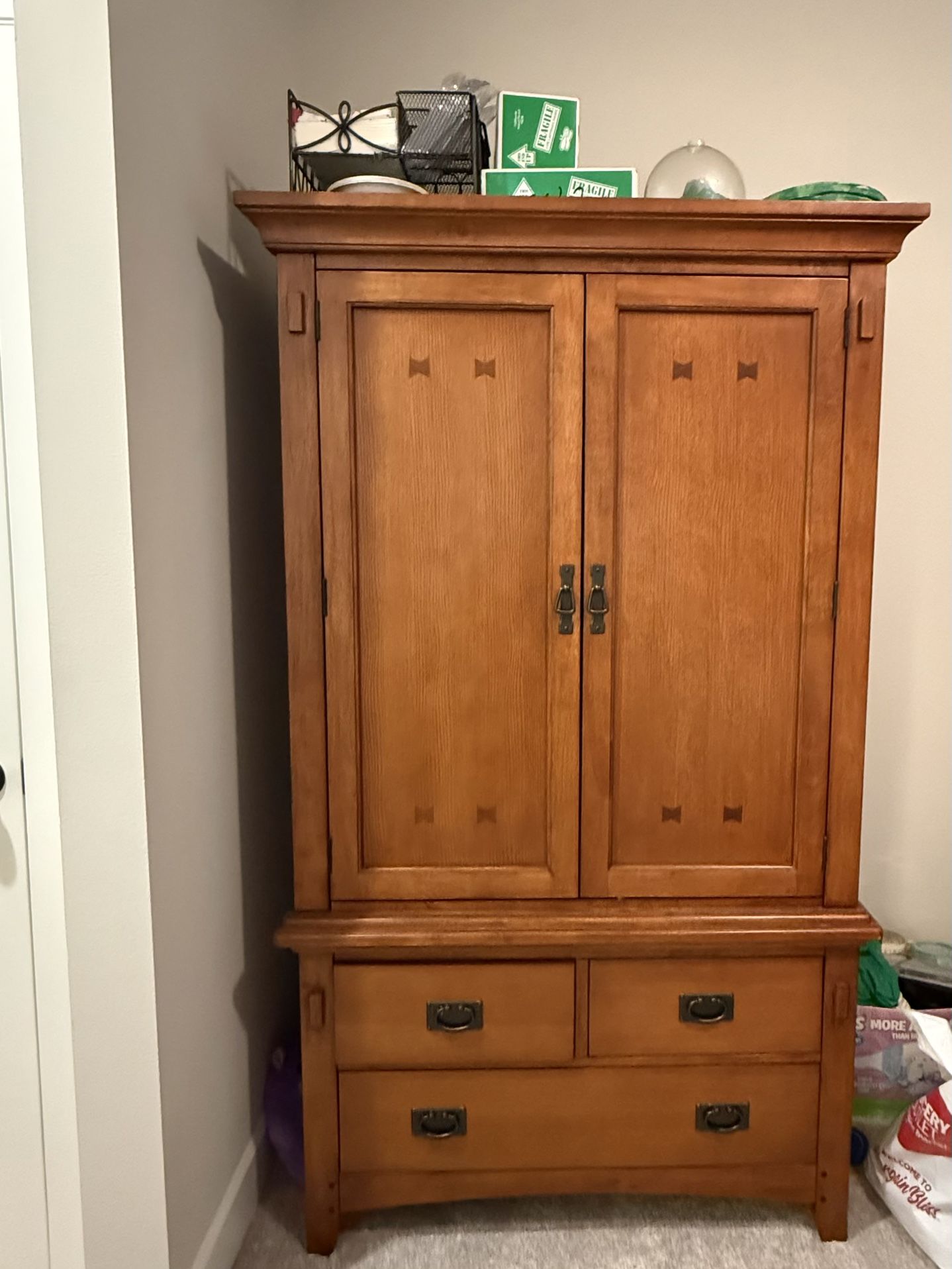 Free Armoire