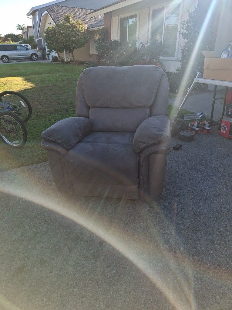 Recliner Chair