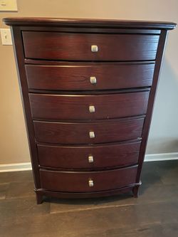 Chest of Drawers