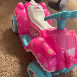 Minnie Mouse Car