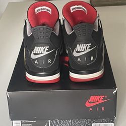 Jordan 4 Bred 