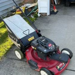 TORO Recycler 22-in Self-propelled Lawn Mower With Bagger, $169 Offer