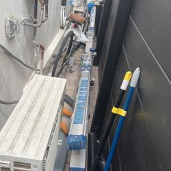 Heavy Duty Light Ladder Werner 