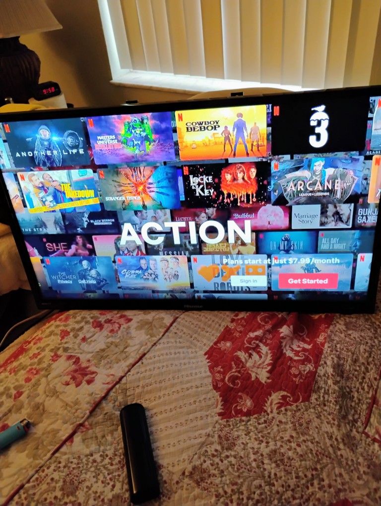 32 Inch Hisense Roku Smart Flat Screen With Remote $60
