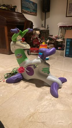 Little Tykes Smart Cycle