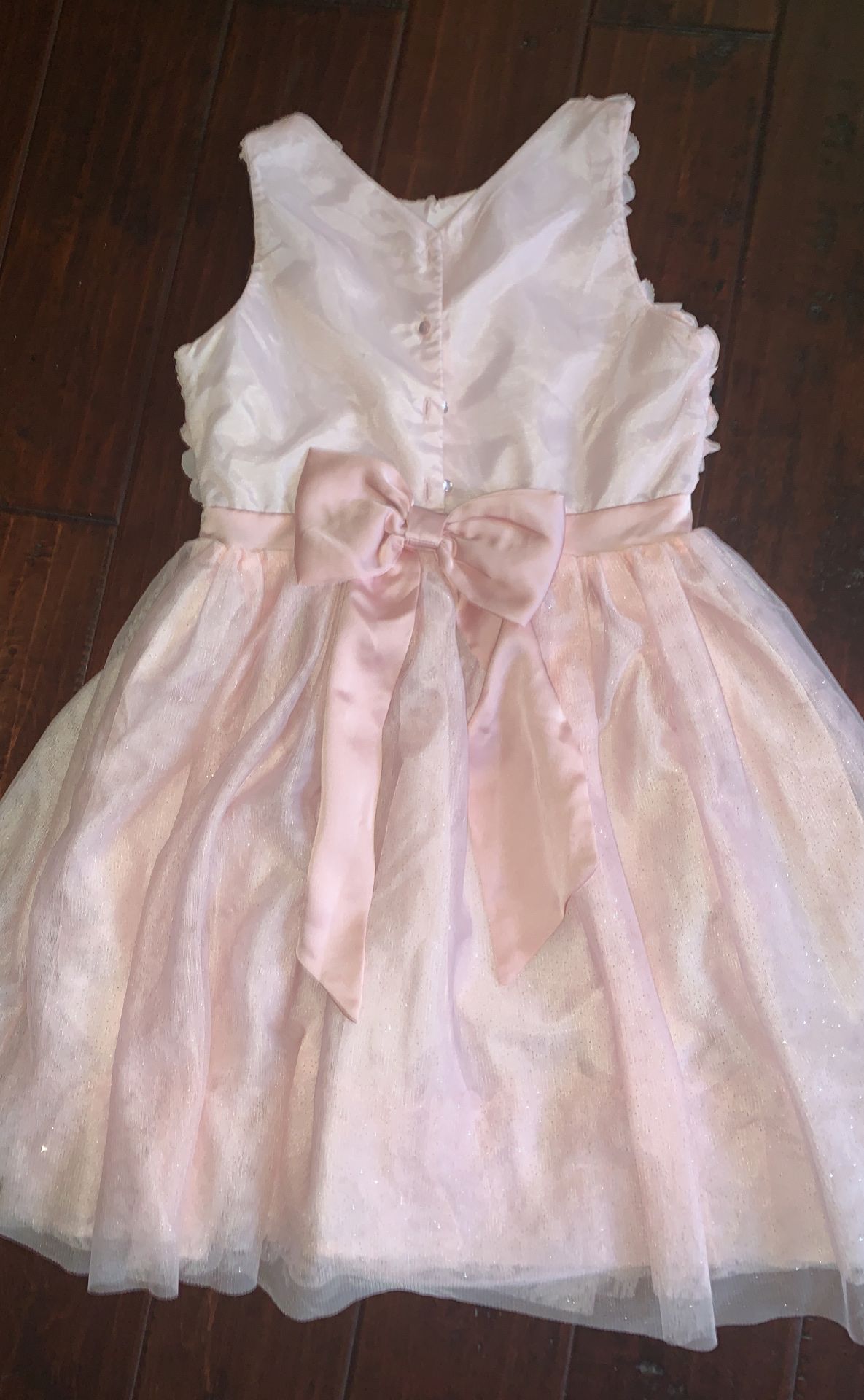 Girls dress