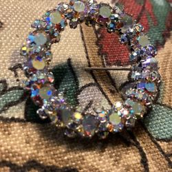 Vintage Aurora Borealis Broach