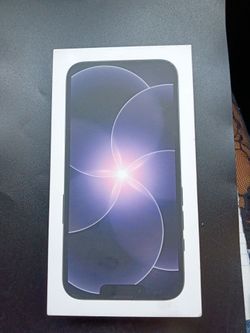 IPHONE 17e 256gb BRAND NEW IN BOX!!