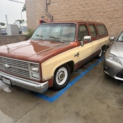 1983 Chevy Suburban