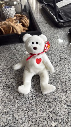 Ty Beanie Baby Valentino White Bear
