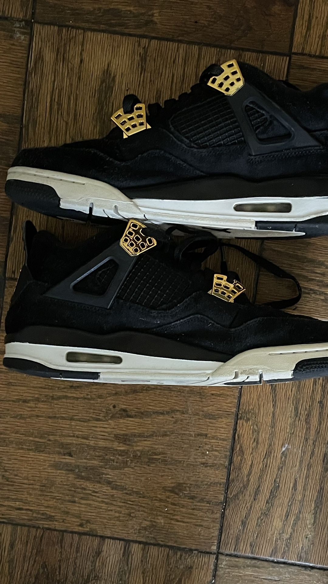Jordan 4 Retro Royalty