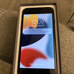 iPhone 7 32GB - Matte Black (Unlocked) $100 OBO 