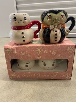 Johanna Parker Mugs & Sugar/Creamer Set