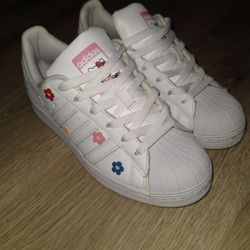 Girl's Adidas Shoes Size 5