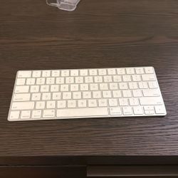 Apple Key Board