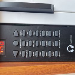 Senberg 88-key Piano 