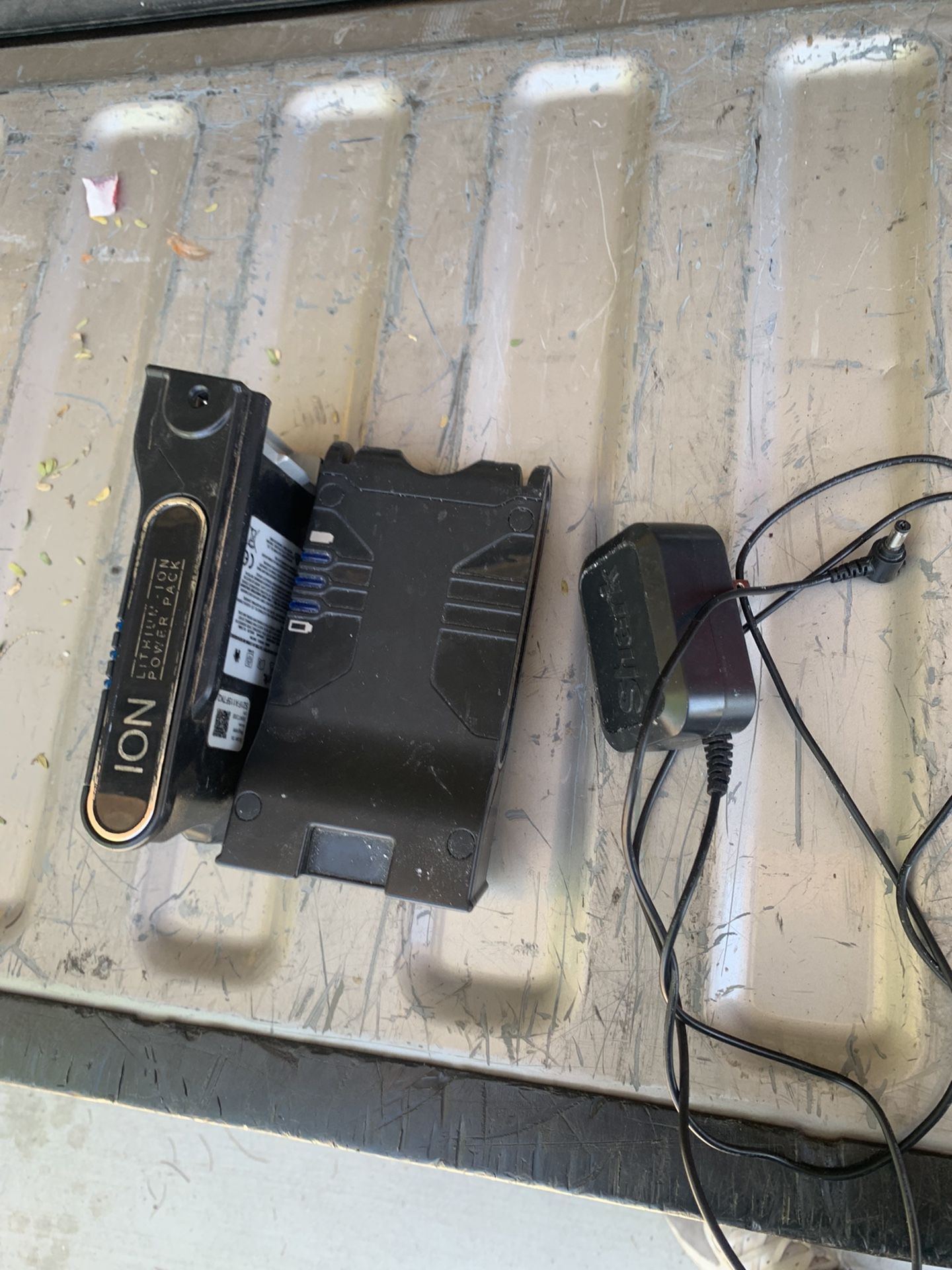 Shark ION Lithium Power Pack Batteries And Charger