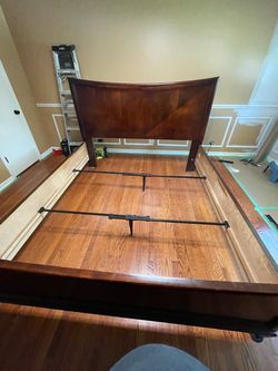 Solid Wood King Sleigh/Panel Bed – Made in USA – Complete Bed