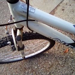 Quest 2000 Mega Bike 