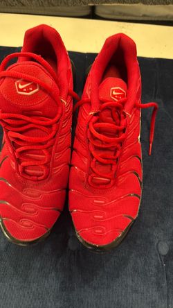 Nike Air Max Plus Red Sneakers