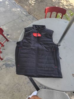 M12 Milwaukee Axis Heated Vest