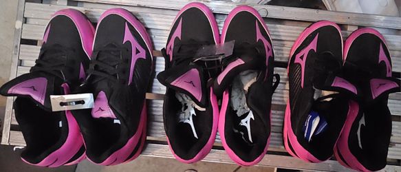 Womens cleats