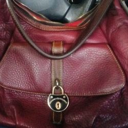 Dooney and Bourke leather purse 