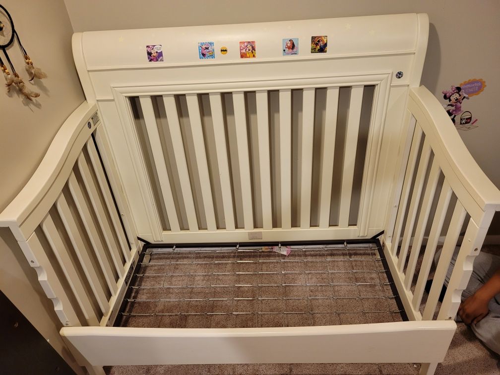 Toddler Bed And Toys 