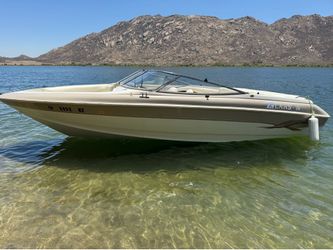 1997 Larson 21ft 5.7L V8