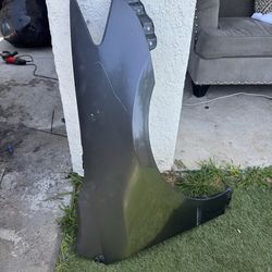 Fender derecho de un scion 2010 TV