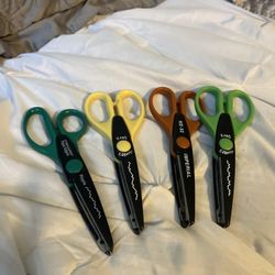 Scrapbooking Scissors 